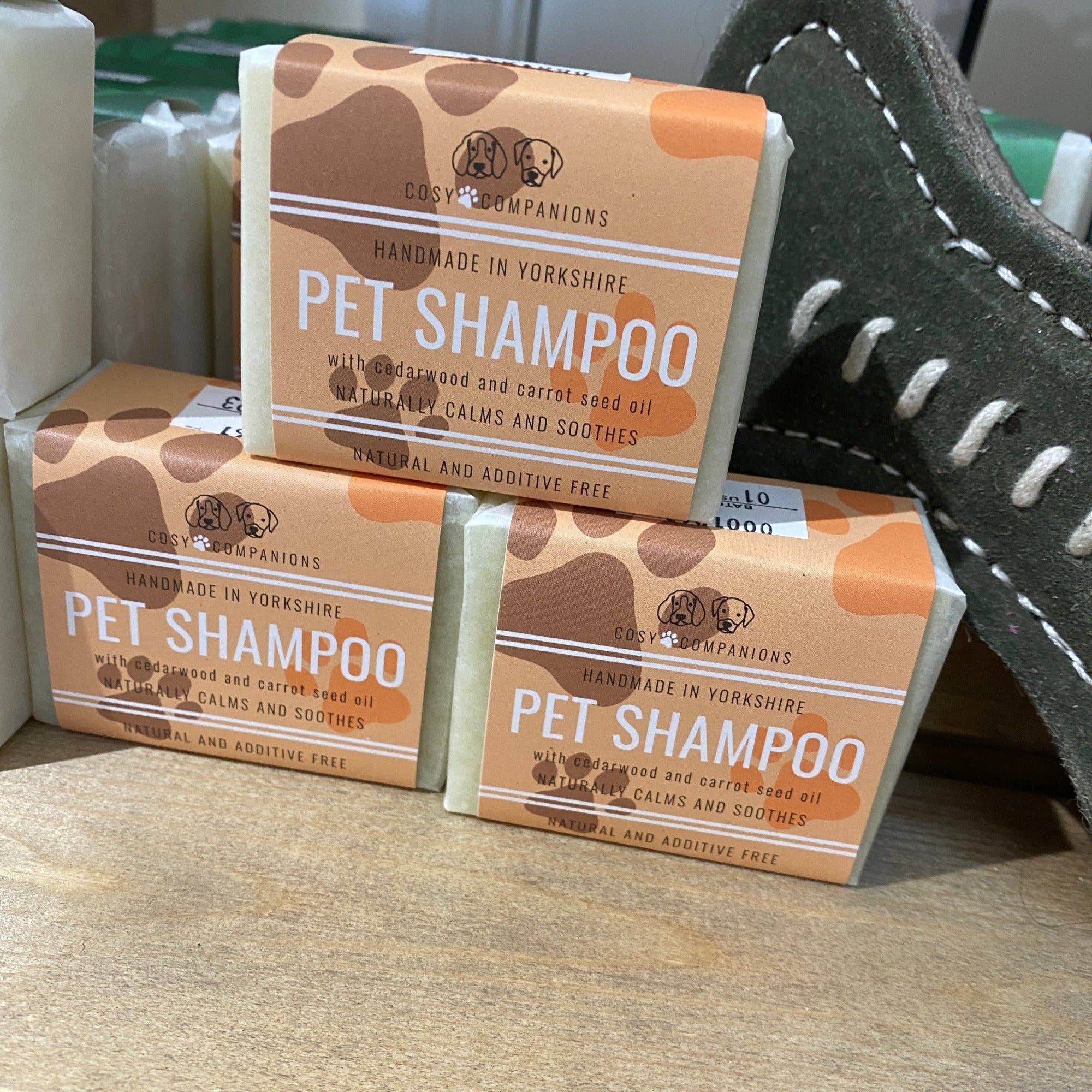 Natural Pet Shampoo Bar in Two Fragrances - Cosy Companions | Green Alternatives